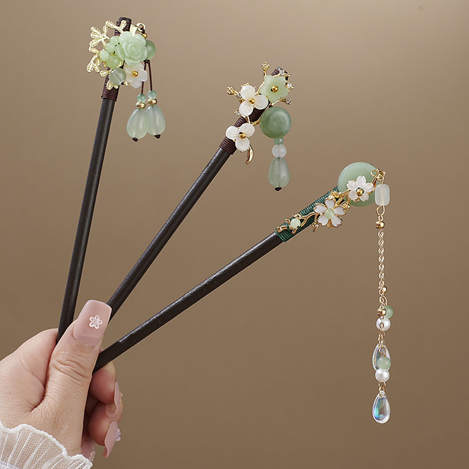 กิ๊บติดผมพู่ดอกไม้สไตล์จีน วิน - Pearl Hair Pin บทวิจารณ์และราคา
